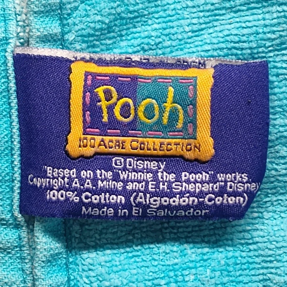 Winnie the Pooh Disney beach towel Who's Watching Who? 100% cotton FLAWS